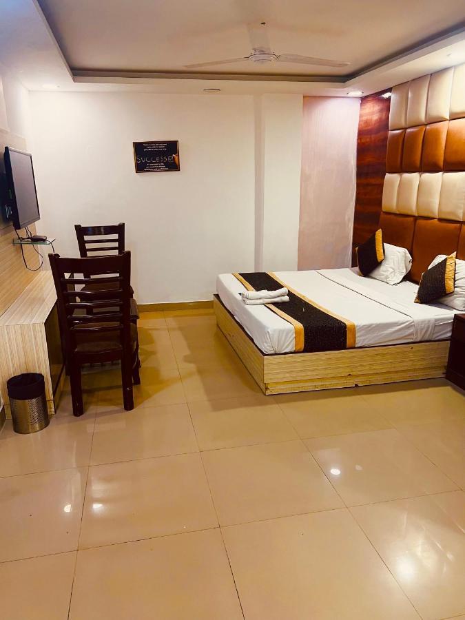 Hotel Cozy Cave Delhi Aiport New Delhi